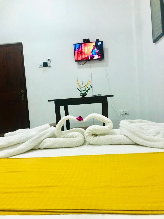 Freedom Inn Negombo Dış mekan fotoğraf